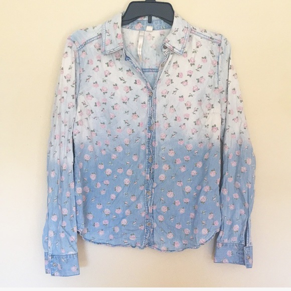 LC Lauren Conrad Tops - Lauren Conrad floral pink roses ombre chambray Med